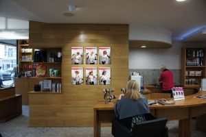 FranceCoiffure-Cadre-bois-exemple1-01.jpg